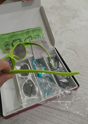 LG Cinema 3D Gözlük Seti 4'lü Parti Paketi - Görsel 4