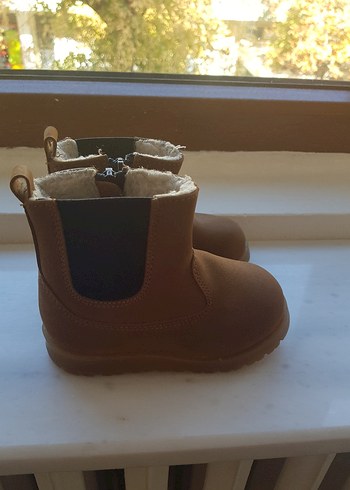 Kız Çocuk Kahverengi Süet Kürklü Bot - Görsel 2