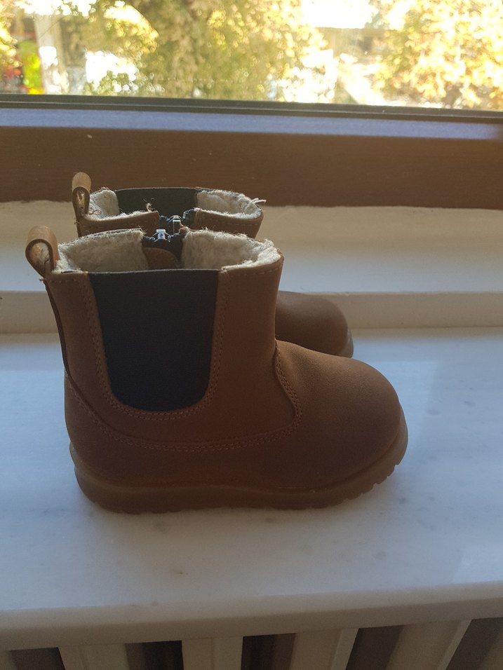 Kız Çocuk Kahverengi Süet Kürklü Bot - Görsel 2