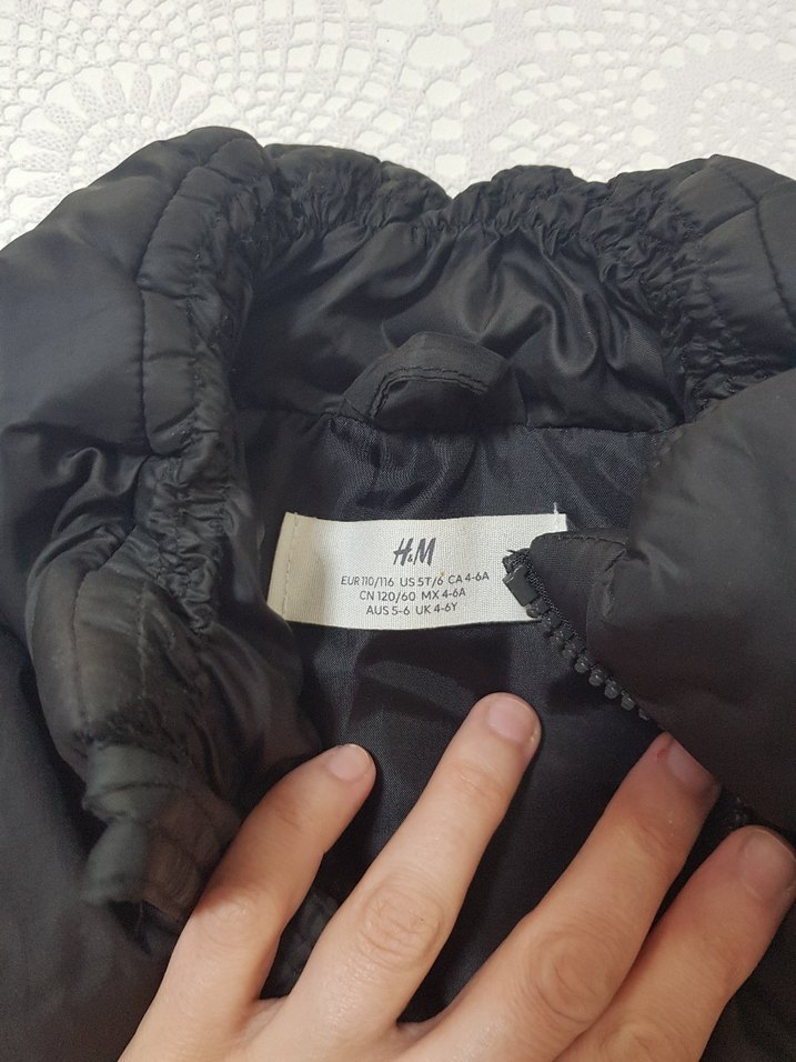 Erkek Çocuk Siyah Fermuarlı Yelek - Görsel 3