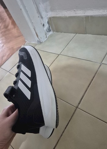 Erkek Çocuk Siyah Spor Ayakkabı - Görsel 2