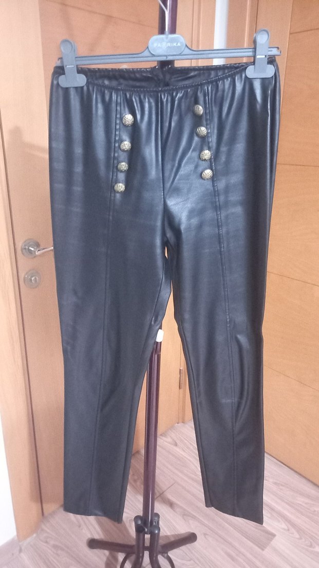 Düğmeli siyah Deri Kadın Pantolon - Görsel 2