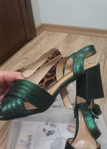 Parlak Yeşil Yılan Desenli Platform Topuklu Kadın Ayakkabı - Görsel 2