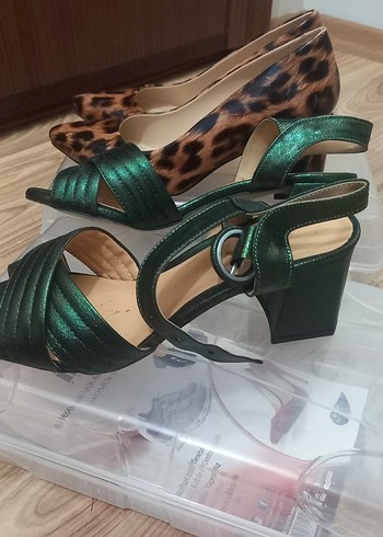 Parlak Yeşil Yılan Desenli Platform Topuklu Kadın Ayakkabı - Görsel 3