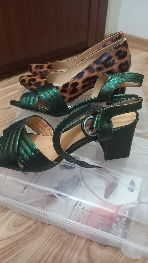 Parlak Yeşil Yılan Desenli Platform Topuklu Kadın Ayakkabı - Görsel 3