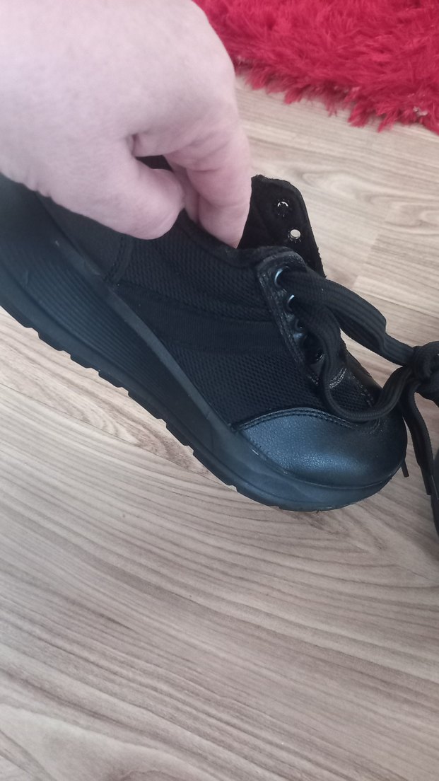 Minimalist Gotik Siyah  Ayakkabı Bağcıkları - Görsel 2