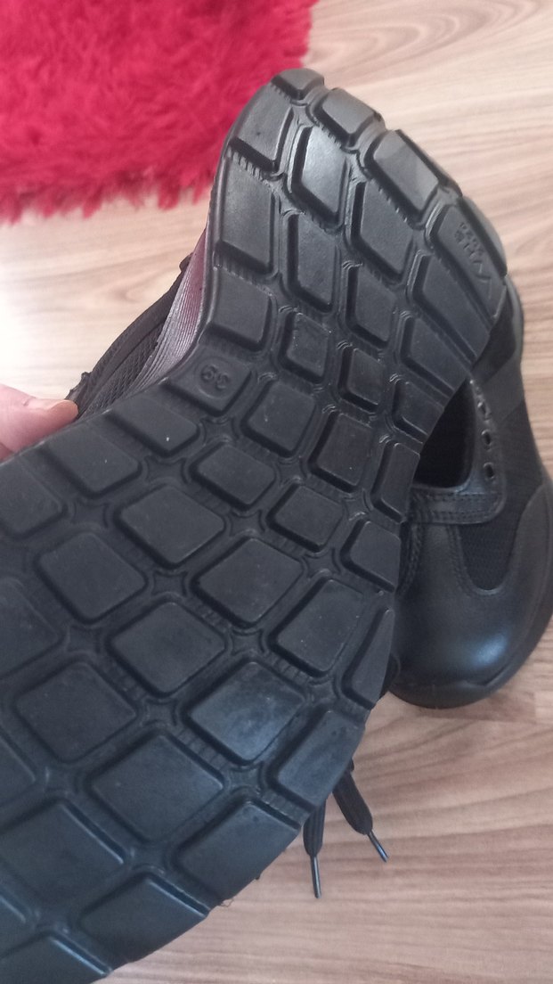 Minimalist Gotik Siyah  Ayakkabı Bağcıkları - Görsel 3