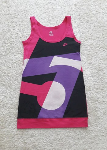 Nike Kadın sporcu atlet - Görsel 2