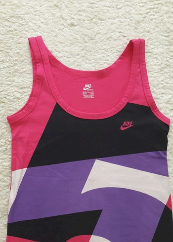 Nike Kadın sporcu atlet - Görsel 5