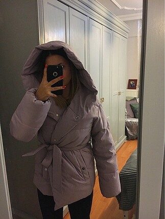 Oversize lila kapşonlu mont