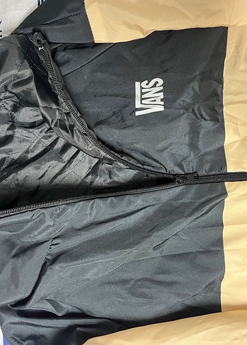 Vans Rüzgarlık - Görsel 3