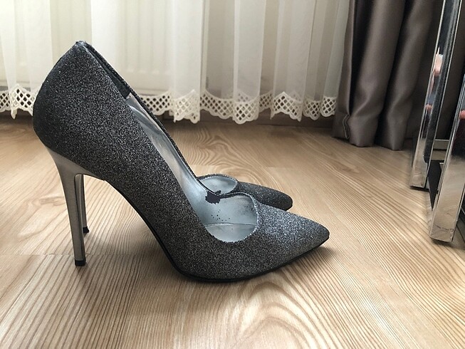 Diğer Stiletto