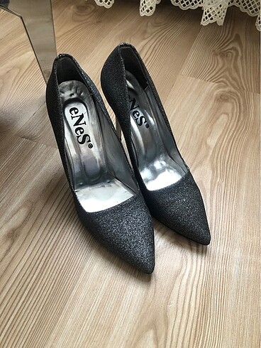 38 Beden Stiletto