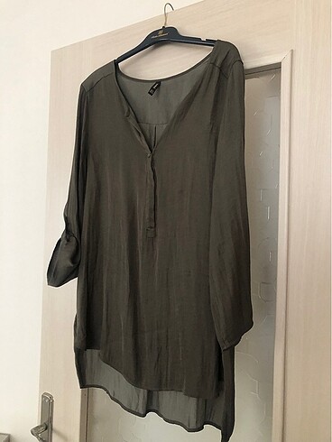 Stradivarius saten bluz