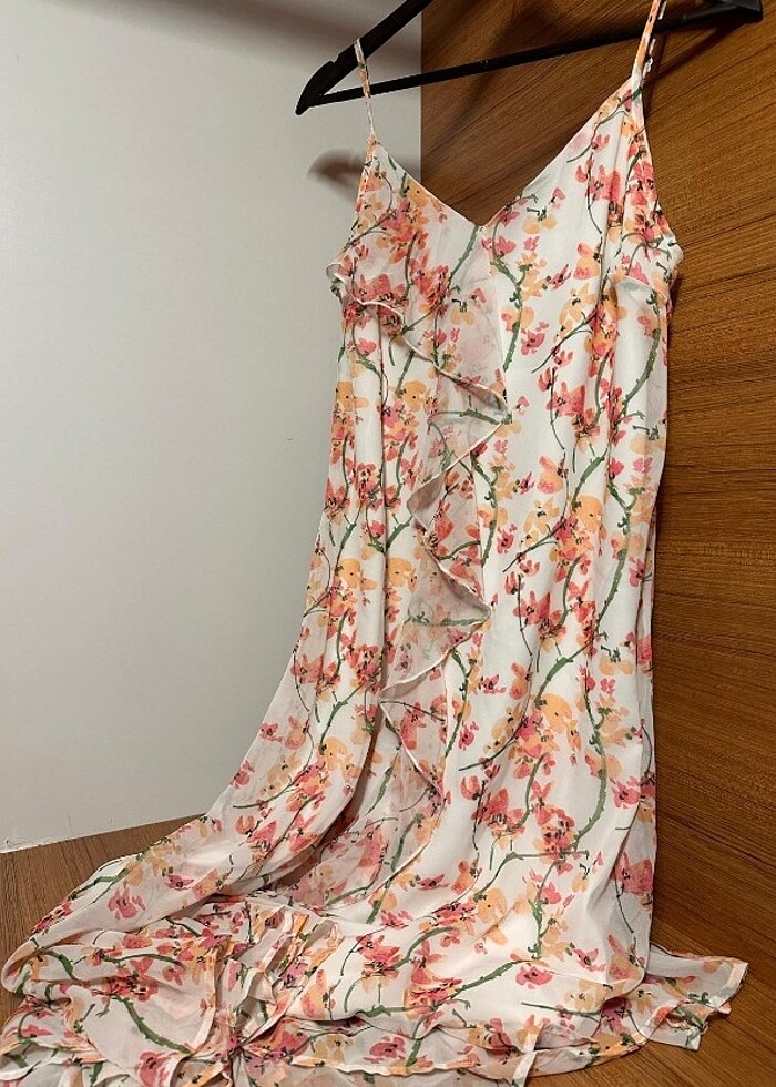 Orta Boy 
Elbise - Görsel 2