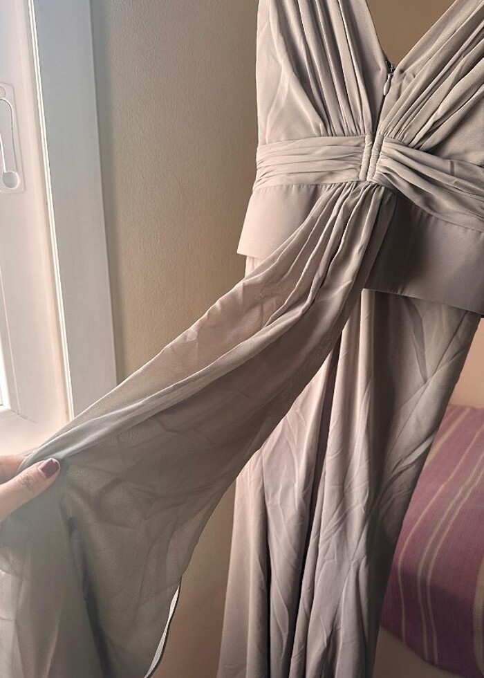 Gümüş renk abiye - Görsel 3