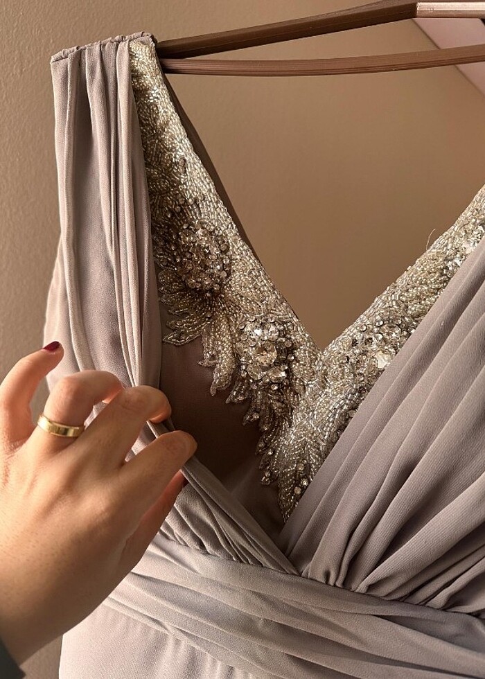 Gümüş renk abiye - Görsel 4