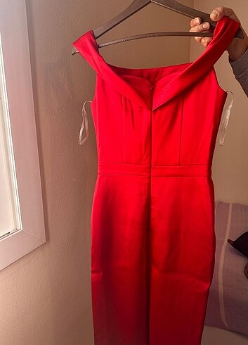 Kırmızı abiye - Görsel 4