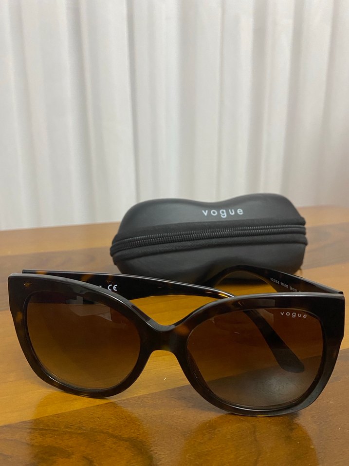Klasik Şıklık Vogue Kahverengi Gözlük - Görsel 4