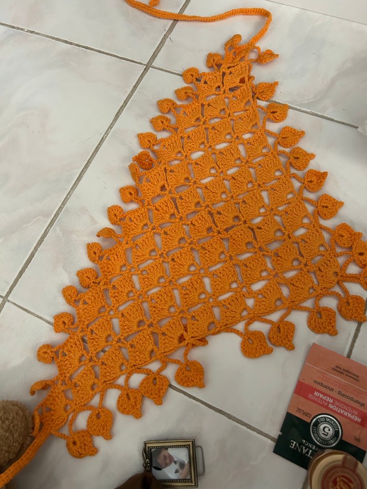 Turuncu Örgü Bandana & Bej Peluş Aksesuar Seti — görsel 10/10