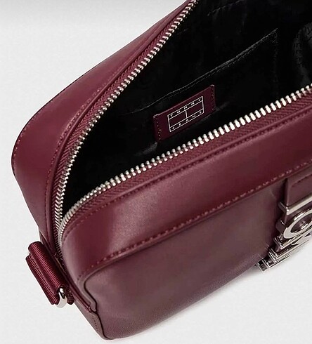 Beden Tommy Hilfiger Omuz Çantası