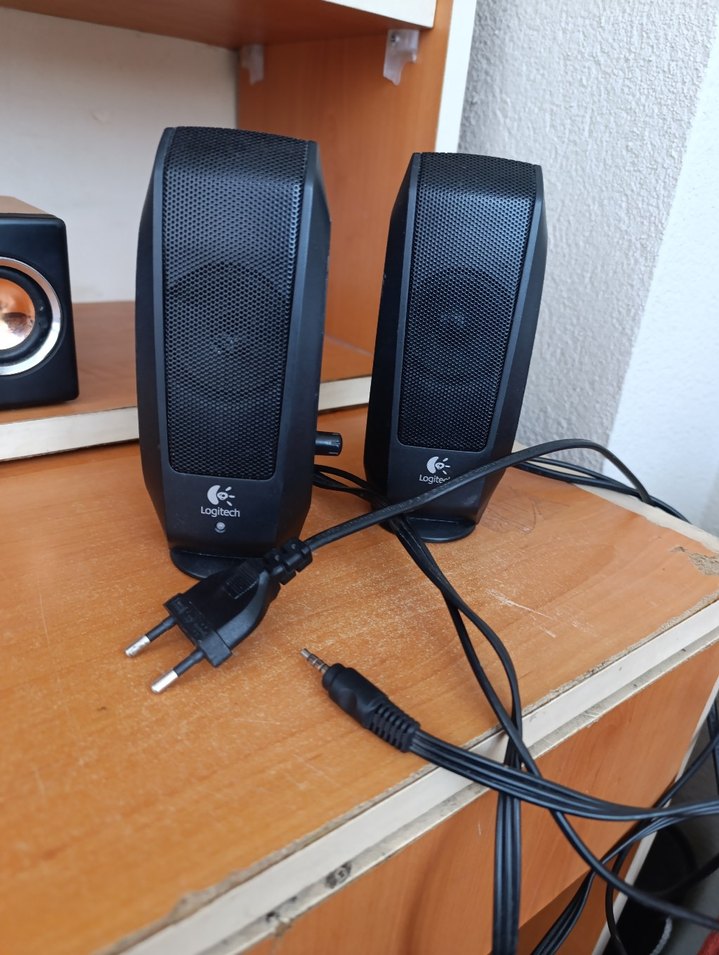 Logitech Siyah Masaüstü Hoparlör Seti - Görsel 3