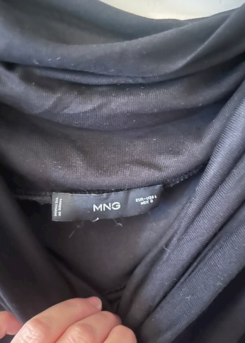 l Beden Mango kayık kaya bluz