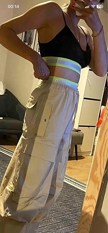 34 Beden ten rengi Renk Sagaza kargo pantolon(satıldı)
