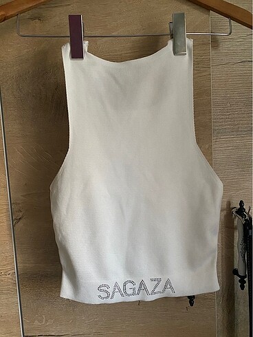 s Beden beyaz Renk Sahada crop
