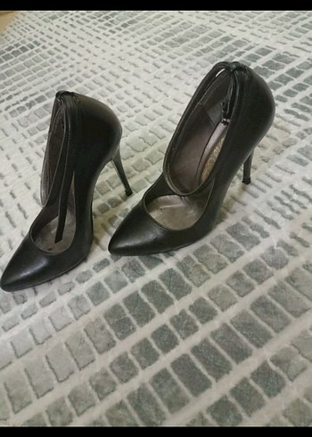 Klasik Siyah Kadın Stiletto Topuklu Ayakkabı - Görsel 5