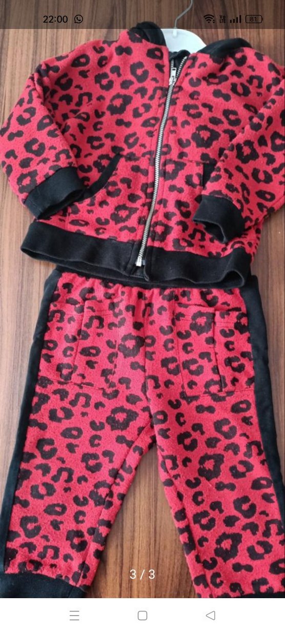 Kız Çocuk Leopar Desenli Kırmızı Eşofman Takımı - Görsel 3