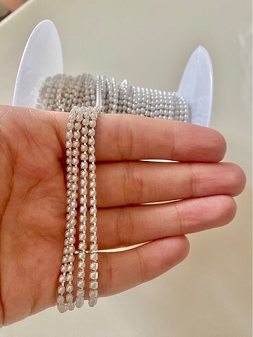 Beden beyaz Renk 2,5 mm inci şerit taş