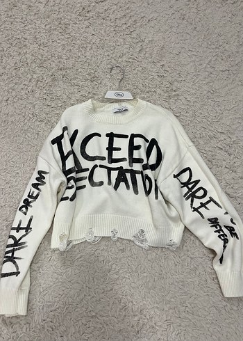 Twist Baskılı Beyaz Kadın Örgü Kazak - Görsel 2