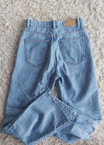 36 Beden mavi Renk Stradivarius long straight jean 