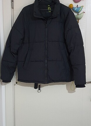 Bershka Mont