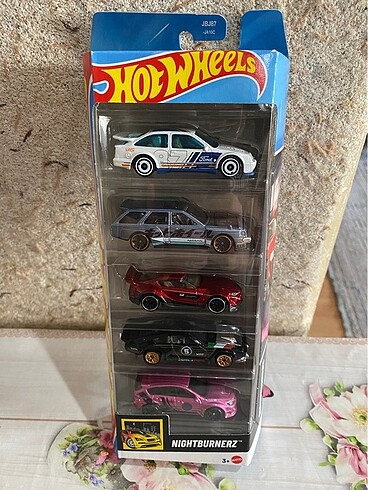 5li hot wheels supra set