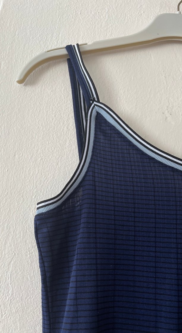 Lacivert V Yaka Kolsuz Uzun Elbise - Görsel 2