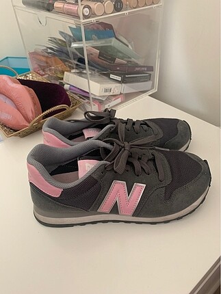 New Balance 500