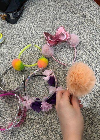 Renkli Bağcıklı ve Çiçekli Çocuk Saç Bantları - Görsel 2