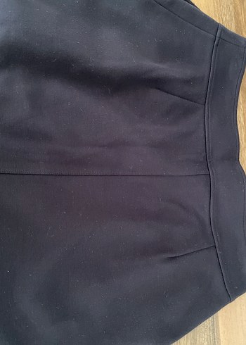 Siyah Pilili Midi Kadın Etek yandan cep detaylı - Görsel 5