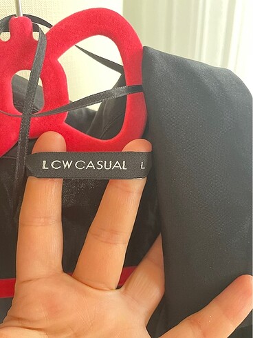 LC Waikiki Saten elbise dekolteli