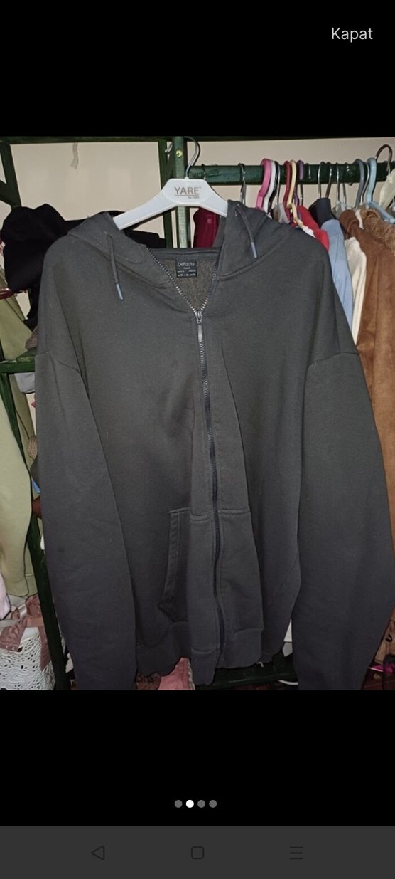 Gri Kapüşonlu Fermuarlı Rahat  Sweatshirt 1kez kullanildi - Görsel 2