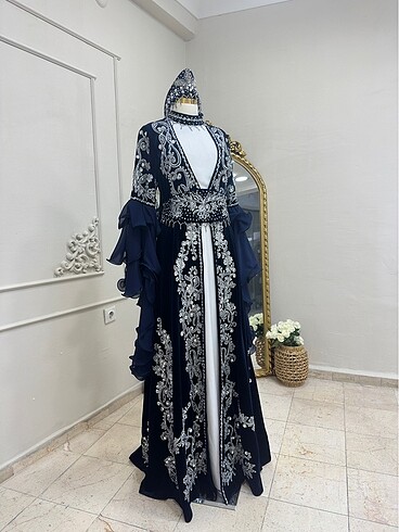Harikaa kasnak işlemeli kaftan