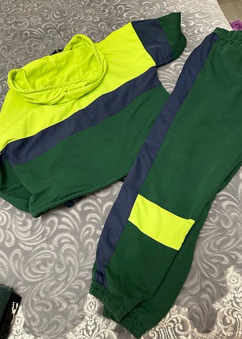 Renkli Kapüşonlu Kadın Eşofman Takımı - Görsel 5