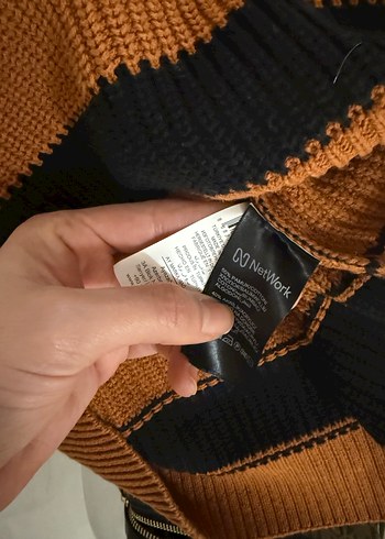 Çizgili Kapüşonlu Kahverengi Siyah Triko Kazak - Görsel 6