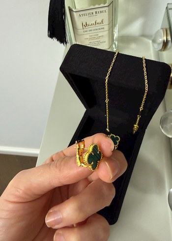 Altın Renkli Zincir Detaylı Kadın Takı Seti - Görsel 5