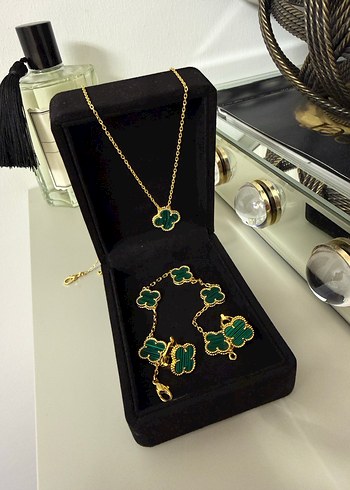 Altın Renkli Zincir Detaylı Kadın Takı Seti - Görsel 8