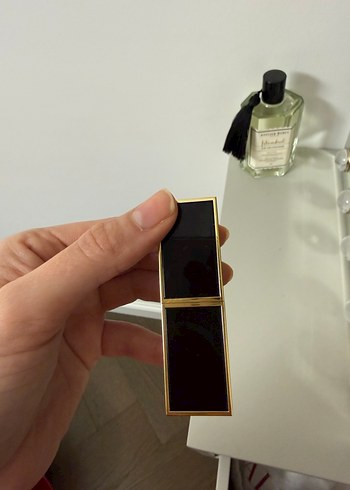 Parlak Pembe Ruj - Görsel 2