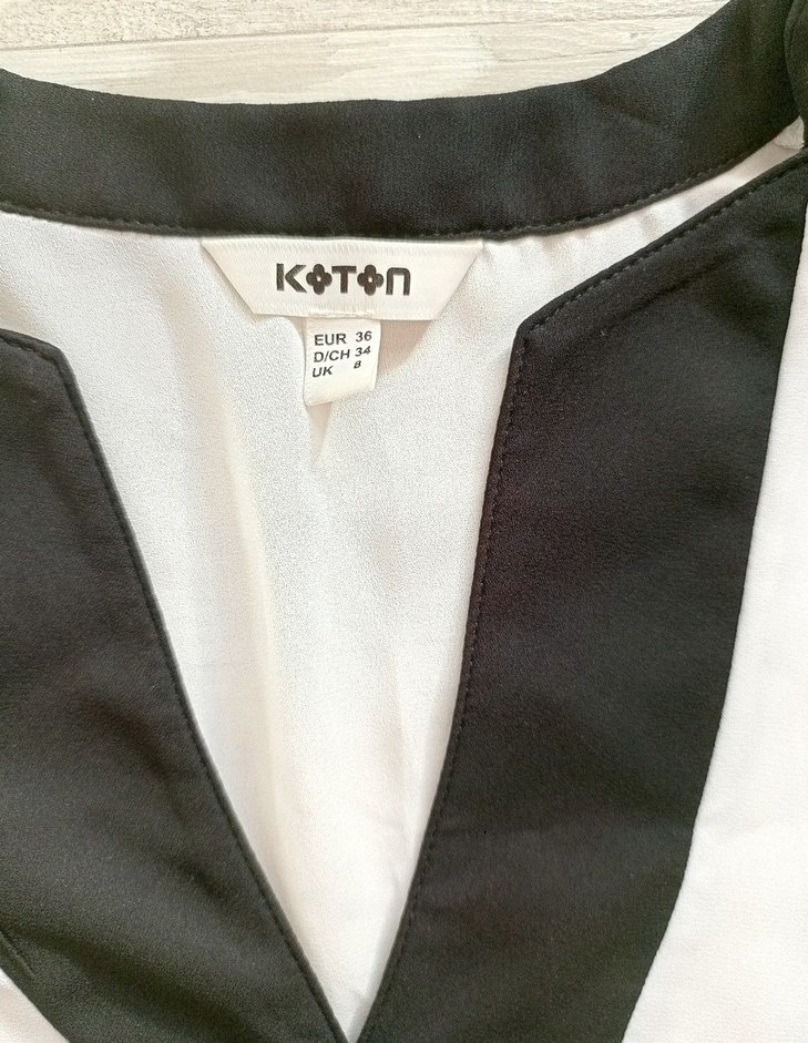 V Yakalı Siyah-Beyaz Kadın Gömlek - Görsel 2