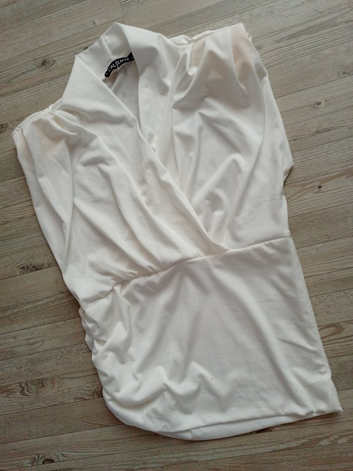 Beyaz Keten V Yaka Drapeli Kadın Bluz - Görsel 2